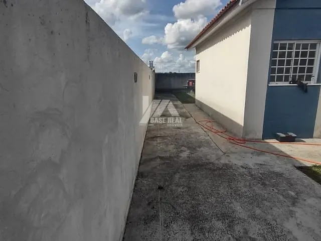 Casa com 60m² 2 quartos e 1 banheiro, à venda, no bairro Jardim Ibirapuera em Ponta Grossa