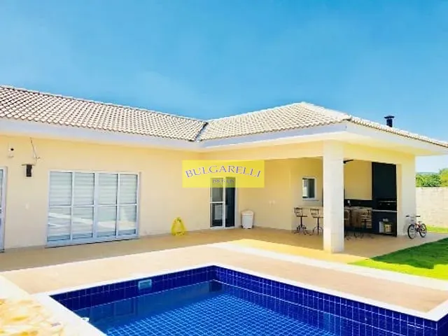 Casa com 1000m² 4 quartos e 5 banheiros, à venda, no bairro PINHAL em Cabreúva