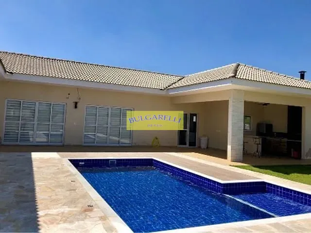 Casa com 1000m² 4 quartos e 5 banheiros, à venda, no bairro PINHAL em Cabreúva