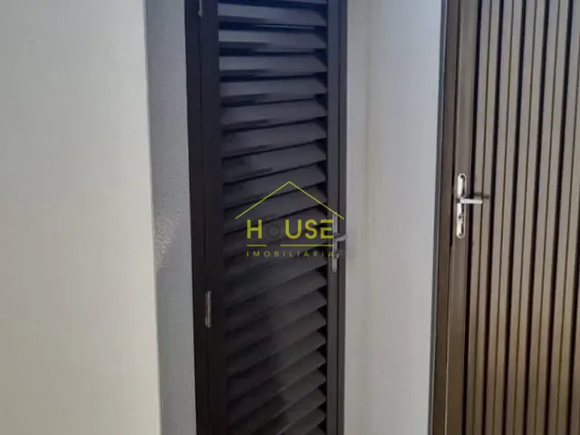 Casa com 240m² 3 quartos e 2 banheiros, à venda, no bairro Pozzobon em Votuporanga