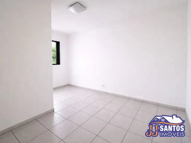 Casa com 150m² 3 quartos e 2 banheiros, para alugar, no bairro Vila Regente Feijó em São Paulo