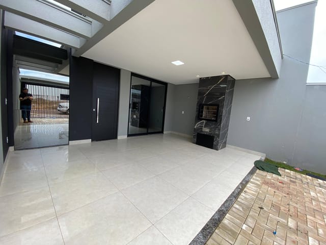 Casa com 180m² 3 quartos e 1 banheiro, à venda, no bairro Jardim Iporã em Sinop