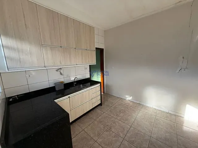 Casa com 133m² 2 quartos e 1 banheiro, à venda, no bairro Jardim Veneza em São José dos Campos