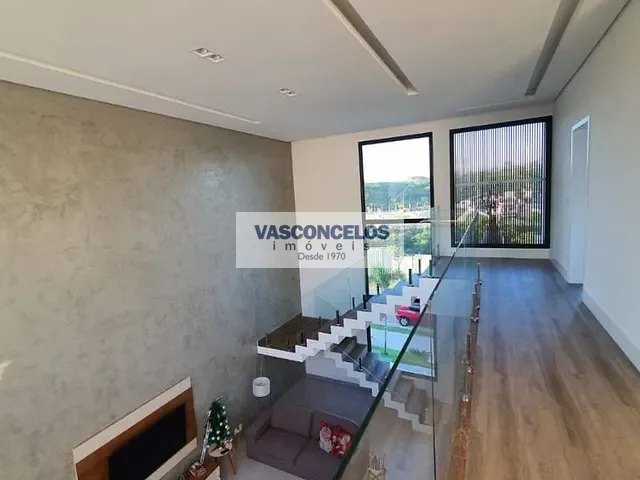 Casa com 472m² 4 quartos e 6 banheiros, à venda, no bairro Condomínio Residencial Alphaville II em São José dos Campos
