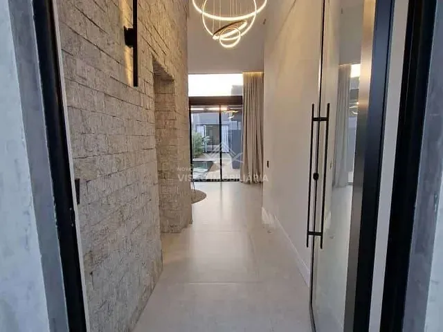 Casa 3 quartos e 3 banheiros, à venda, no bairro Loteamento Jardim de Monet em Sinop