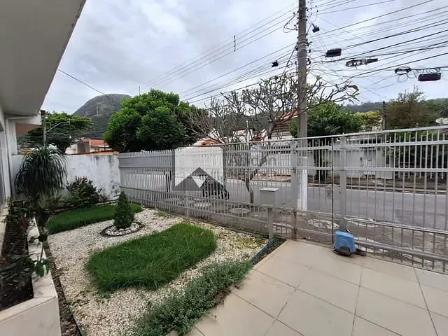 Casa com 360m² 5 quartos e 5 banheiros, à venda, no bairro São Francisco em Niterói