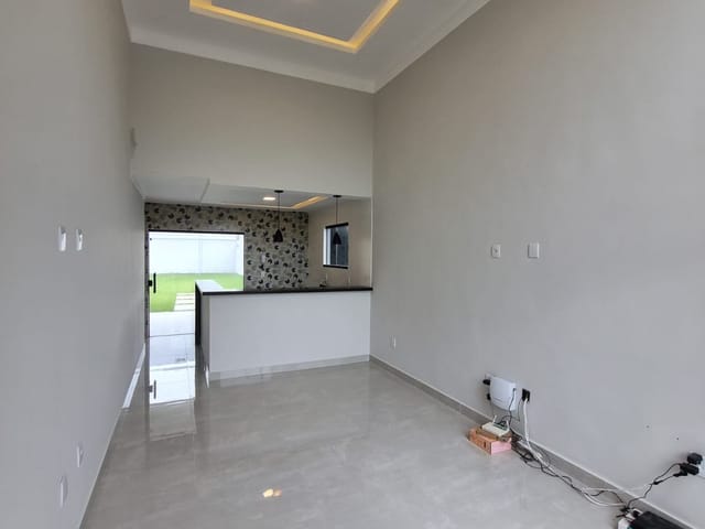 Casa 3 quartos e 2 banheiros, à venda, no bairro Jardim Atlântico Leste (Itaipuaçu) em Maricá