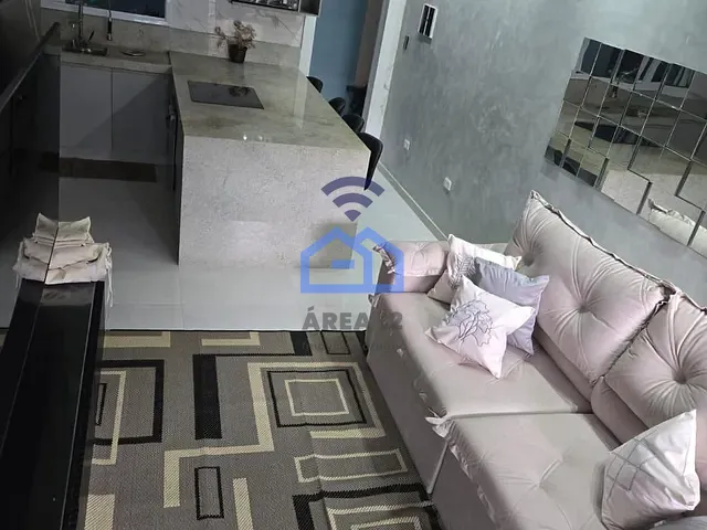 Sobrado com 105m² 2 quartos e 3 banheiros, à venda, no bairro Golfinhos em Caraguatatuba