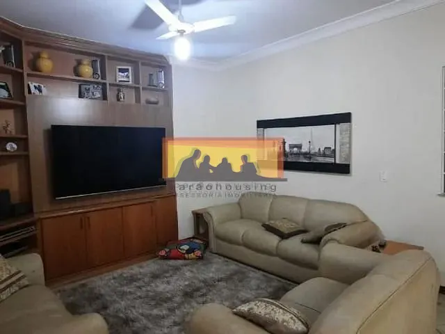 Casa com 813m² 3 quartos e 2 banheiros, à venda, no bairro Cidade Universitária em Campinas