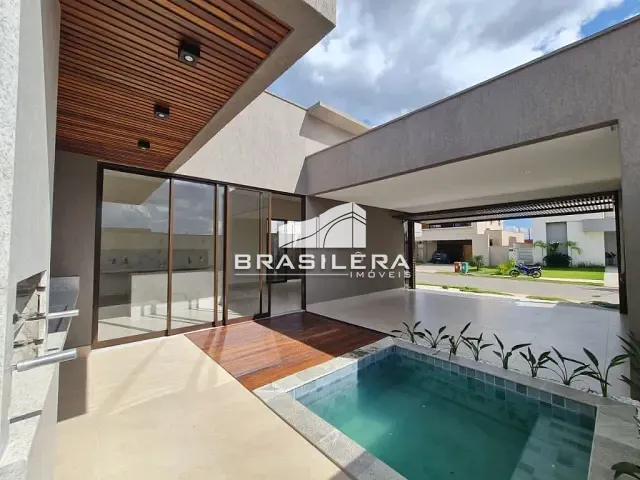 Casa com 300m² 3 quartos e 5 banheiros, à venda, no bairro Jardins Bolonha em Senador Canedo