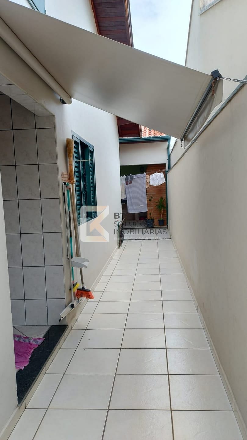 Casa à venda com 3 quartos, 163m² - Foto 14