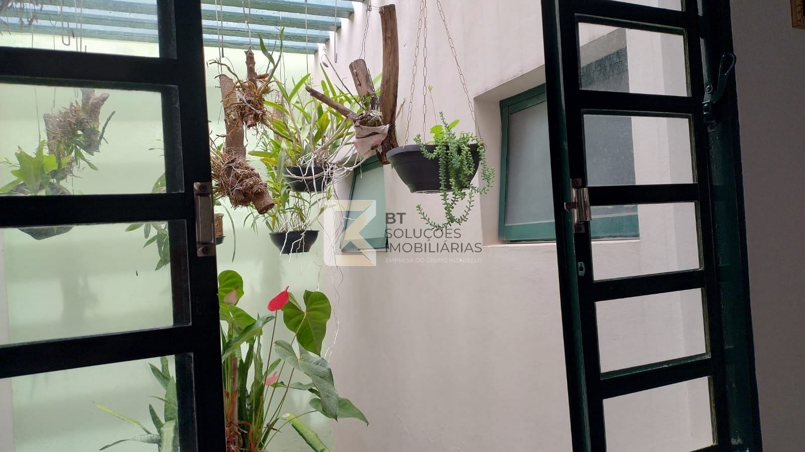 Casa à venda com 3 quartos, 163m² - Foto 12