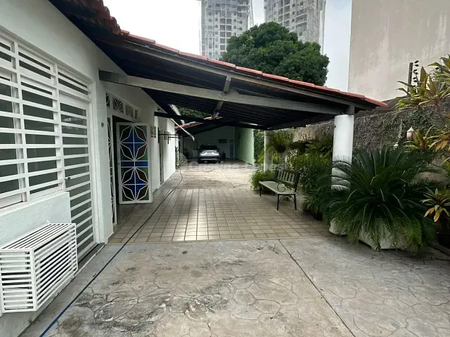 Casa com 880m² 3 quartos e 5 banheiros, à venda, no bairro São Cristóvão em Teresina