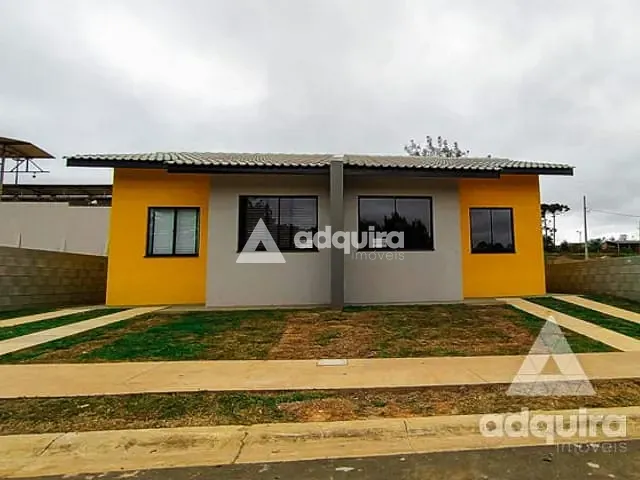 Casa 2 quartos e 1 banheiro, à venda, no bairro Uvaranas em Ponta Grossa