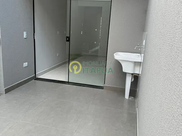 Casa com 126m² 3 quartos e 2 banheiros, à venda, no bairro Loteamento Morada das Flores em Cambé