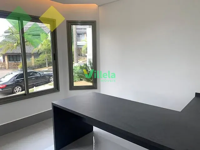 Casa com 800m², à venda, no bairro Arujázinho I, II e III em Arujá