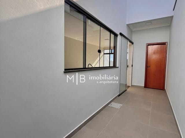 Casa com 339m² 3 quartos e 2 banheiros, à venda, no bairro Alto Vila em Lavras