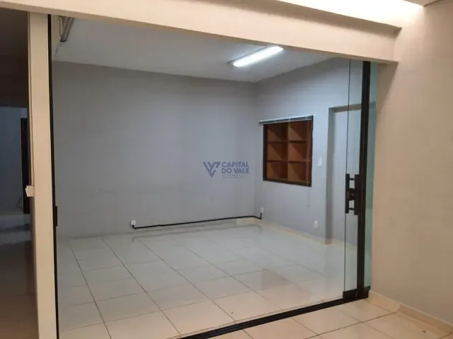 Casa para alugar, no bairro Vila Rubi em São José dos Campos