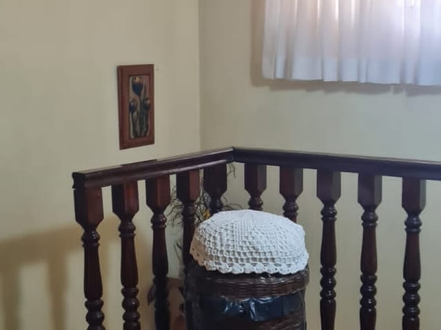 Casa com 204m² 3 quartos e 3 banheiros, à venda, no bairro Jardim Rosely em Pindamonhangaba