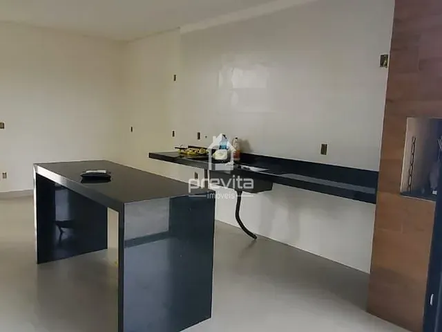 Casa com 254m² 3 quartos e 2 banheiros, à venda, no bairro Loteamento Residencial Pérola do Vale em Tremembé