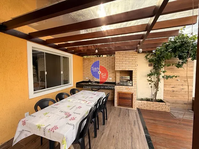 Casa com 365m² 3 quartos e 2 banheiros, à venda, no bairro Iconha em Guapimirim