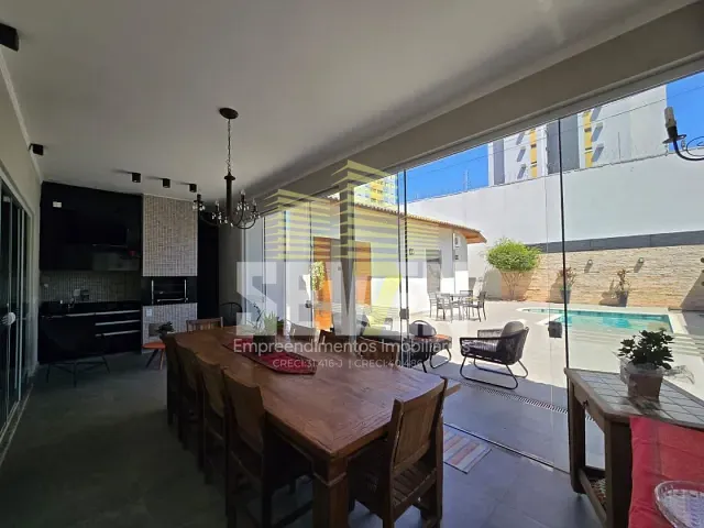 Casa com 600m² 4 quartos e 5 banheiros, à venda, no bairro Vila Aviação em Bauru