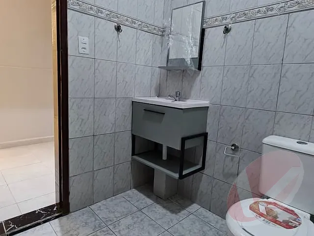 Casa com 135m² 2 quartos e 1 banheiro, à venda, no bairro Maracanã em Praia Grande