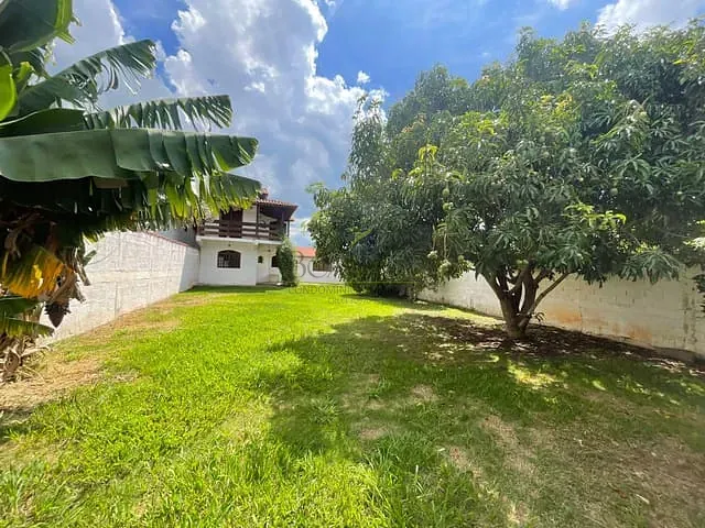 Casa com 480m² 3 quartos e 2 banheiros, à venda, no bairro Jardim Santo Afonso em Piracaia