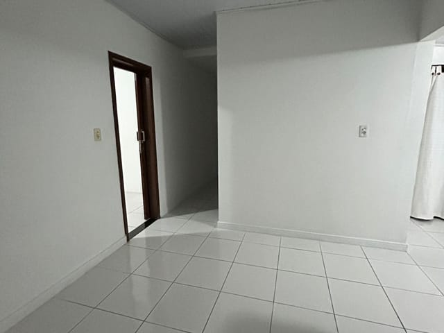 Casa 3 quartos e 1 banheiro, à venda, no bairro São Vicente em Itajaí