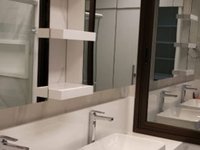 Casa com 439m² 4 quartos e 5 banheiros, à venda, no bairro Condomínio Florais do Valle em Cuiabá
