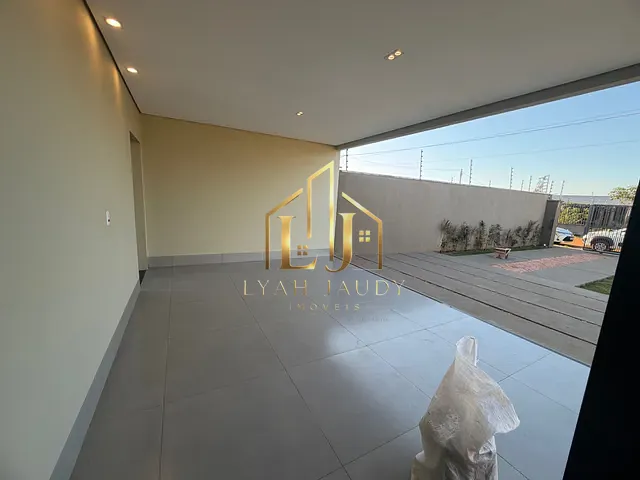 Casa com 400m² 3 quartos e 5 banheiros, à venda, no bairro Centro em Chapada dos Guimarães