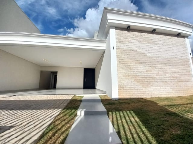 Casa com 352m² 3 quartos e 1 banheiro, à venda, no bairro Aquarela das Artes em Sinop