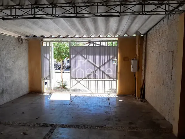 Casa com 90m² 2 quartos e 1 banheiro, para alugar, no bairro Jardim Santa Rita de Cássia em Santa Bárbara D'Oeste