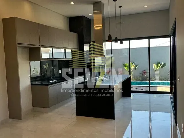 Casa com 253m² 3 quartos e 5 banheiros, à venda, no bairro Residencial Maria Julia em São José do Rio Preto