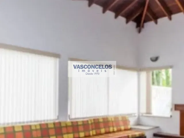 Casa com 620m² 4 quartos e 6 banheiros, à venda, no bairro Tabatinga em Caraguatatuba