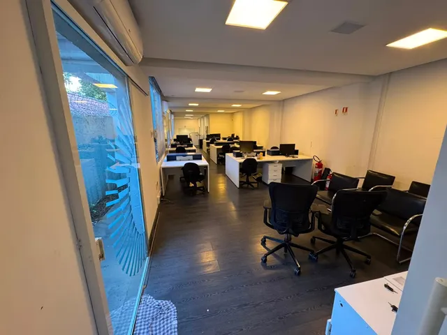 Casa para alugar, no bairro Jardim Paulistano em São Paulo