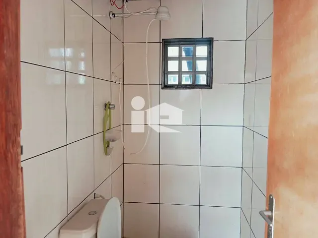 Casa 3 quartos e 2 banheiros, à venda, no bairro Jardim Monte Carlo em Rolândia