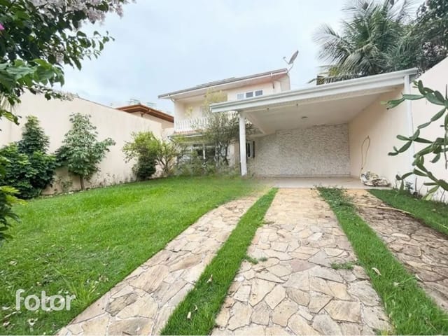 Casa com 360m² 3 quartos e 3 banheiros, à venda, no bairro Jardim das Colinas em São José dos Campos