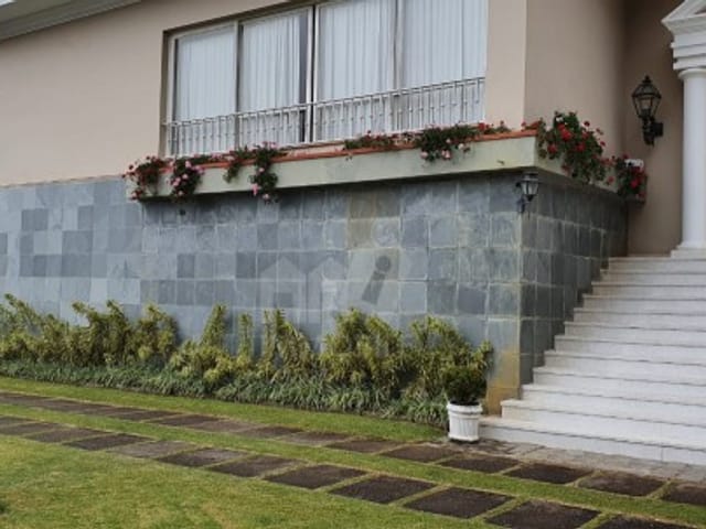 Casa com 6000m², à venda, no bairro Coronel Veiga em Petrópolis
