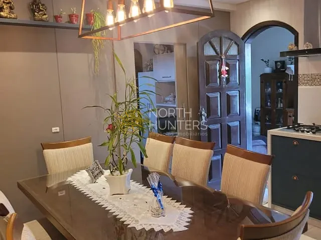 Casa com 285m² 5 quartos e 5 banheiros, à venda, no bairro Morro do Meio em Joinville