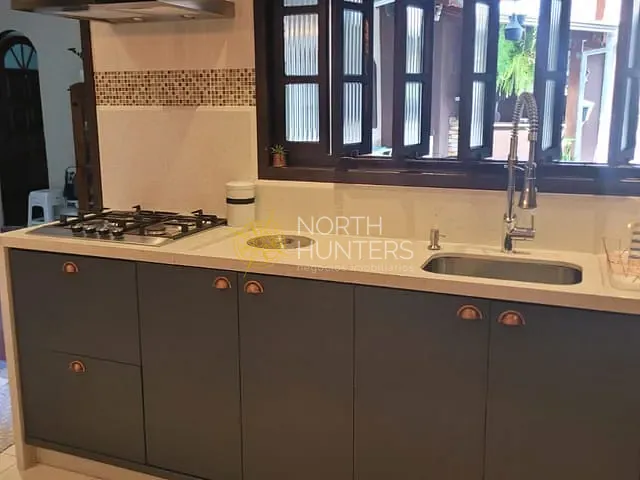 Casa com 285m² 5 quartos e 5 banheiros, à venda, no bairro Morro do Meio em Joinville
