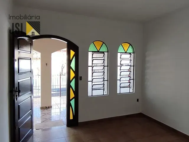 Casa com 144m² 2 quartos e 1 banheiro, à venda, no bairro Jardim Amália em Caçapava