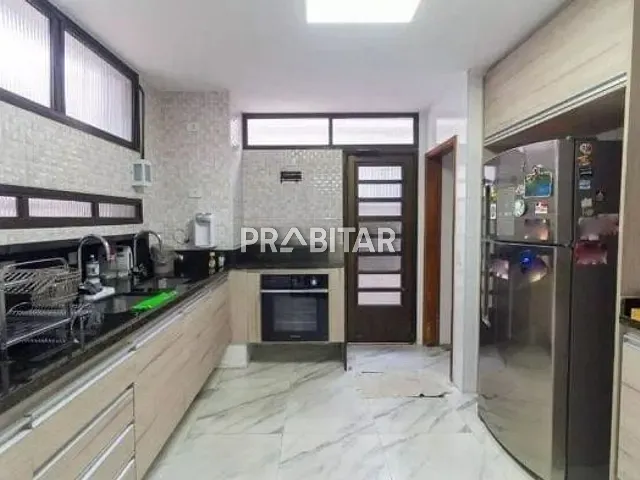 Casa com 273m² 4 quartos e 5 banheiros, à venda, no bairro Alto da Lapa em São Paulo