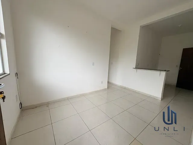 Casa 2 quartos e 1 banheiro, à venda, no bairro Roma em Volta Redonda
