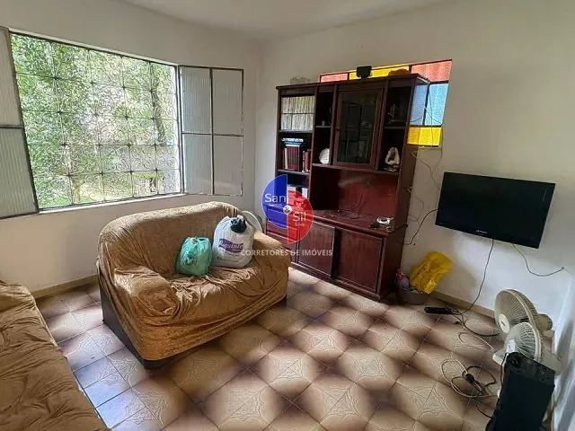 Casa com 1740m² 3 quartos e 1 banheiro, à venda, no bairro São Lourenço (Guia de Pacobaíba) em Magé