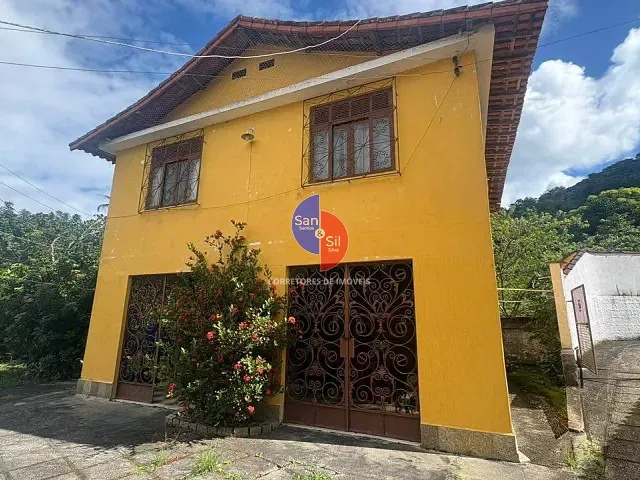 Casa com 1740m² 3 quartos e 1 banheiro, à venda, no bairro São Lourenço (Guia de Pacobaíba) em Magé