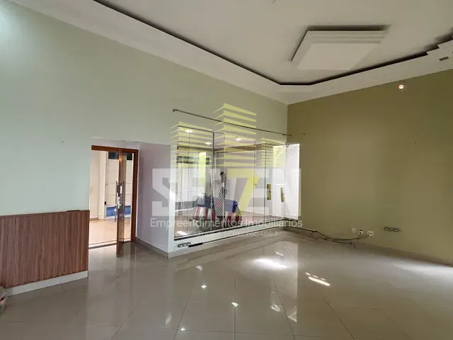 Casa com 435m² 4 quartos e 4 banheiros, à venda ou para alugar, no bairro Vila Aviaçao em Bauru