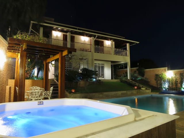 Casa com 430m² 4 quartos e 1 banheiro, à venda, no bairro Parque Colina da Mantiqueira em São João da Boa Vista