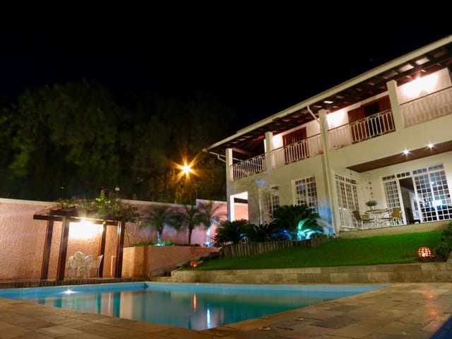 Casa com 430m² 4 quartos e 1 banheiro, à venda, no bairro Parque Colina da Mantiqueira em São João da Boa Vista