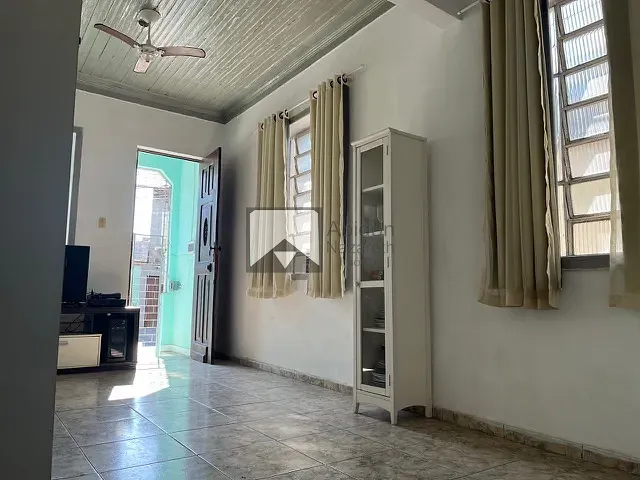 Casa com 90m² 2 quartos e 2 banheiros, à venda, no bairro São Domingos em Niterói